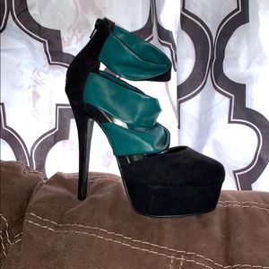Kayne teal and black platform heel
